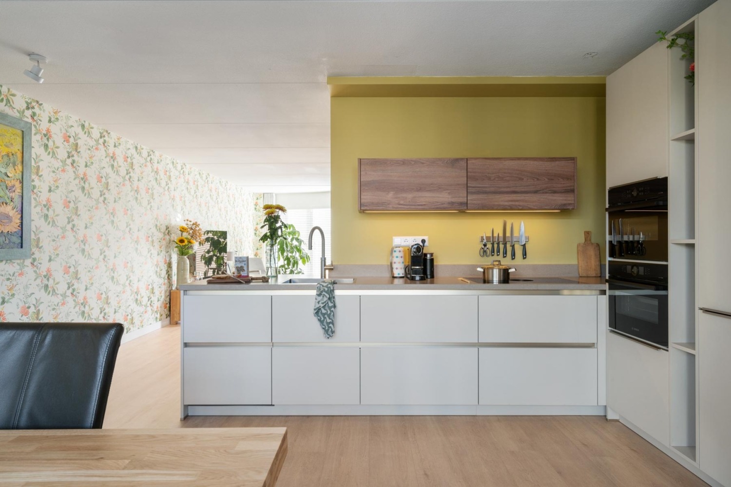 strakke en greeploze keuken | Schepers Keukendesign