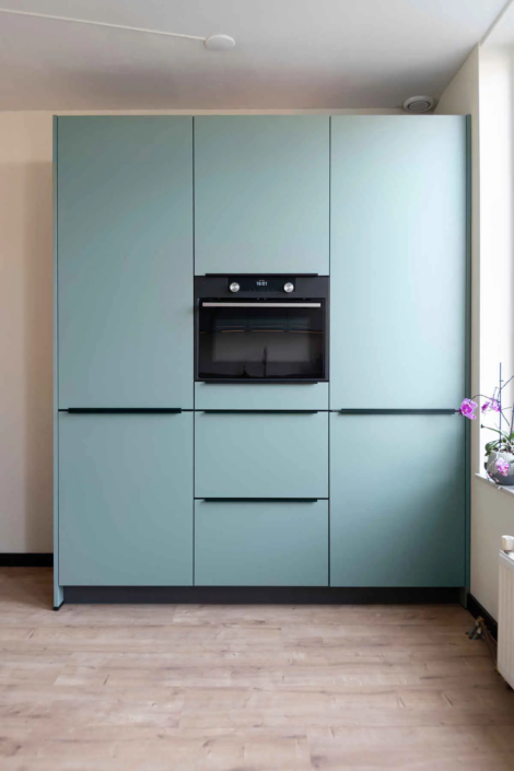 Saliegroene keuken in Anna Paulowna| Schepers Keukendesign