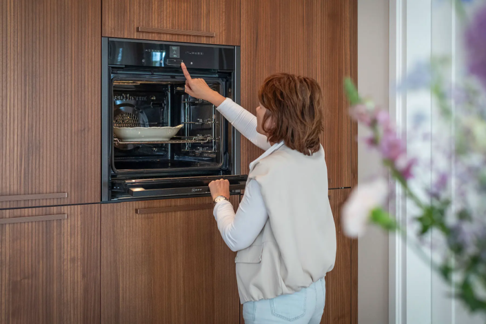Notenhouten Keuken Anna Paulowna | Schepers Keukendesign